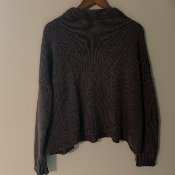 Wooden Ships mohair blend gray crewneck sweater with red lips graphic - Picture 5 of 9